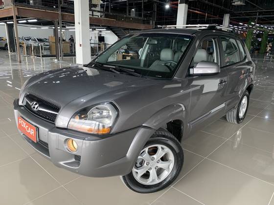 HYUNDAI TUCSON 2.0 MPFI GL 16V 142CV 2WD GASOLINA 4P AUTOMÁTICO HYUNDAI TUCSON 2.0 MPFI GL 16V 142CV 2WD GASOLINA 4P AUTOMÁTICO
